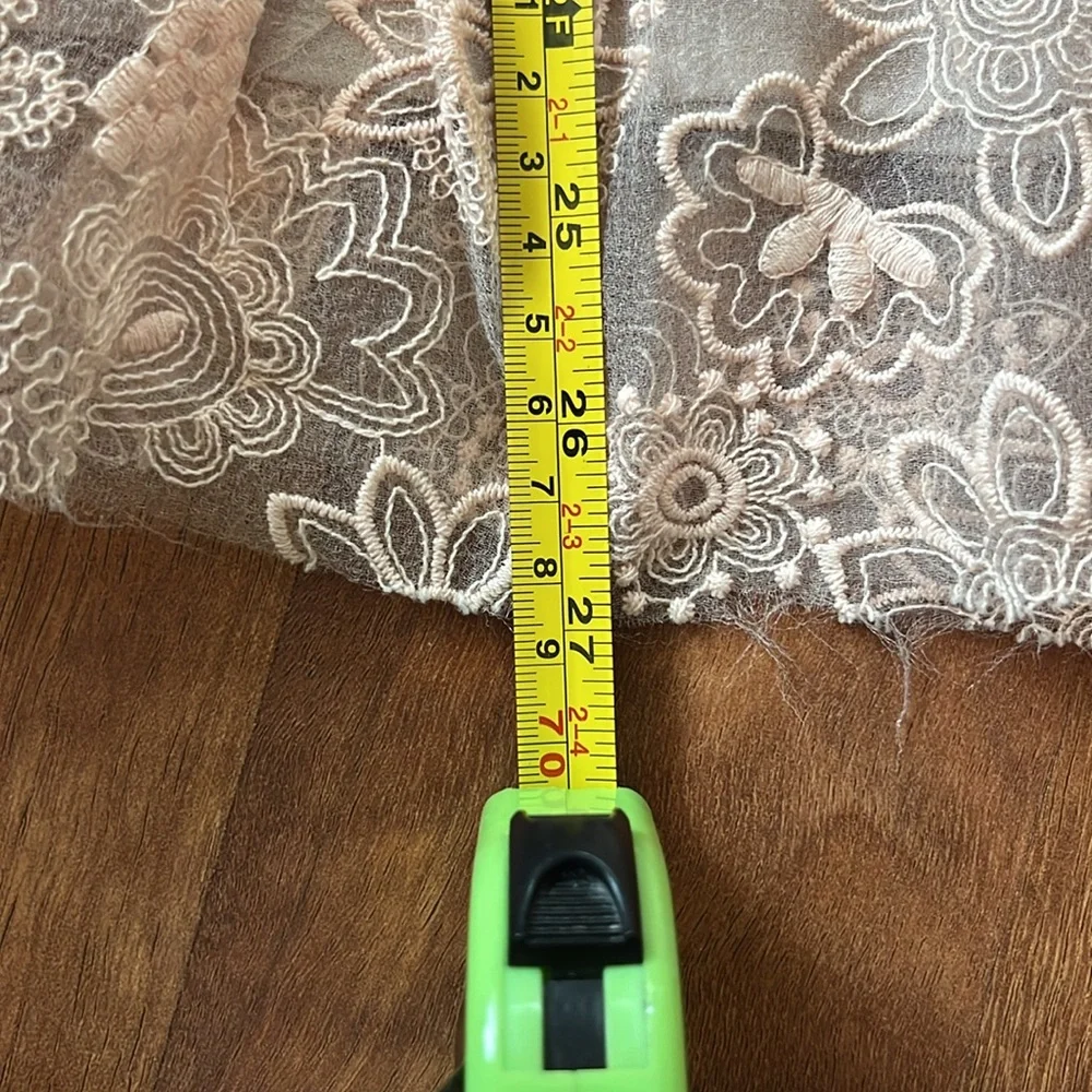 Brand new Listicle pale pink lace top - Picture 9 of 14